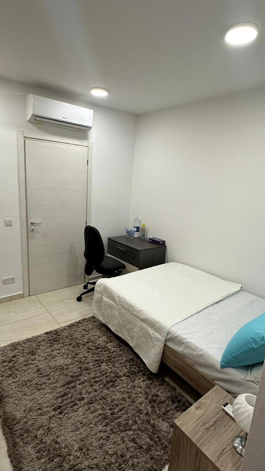Your Elegant Home Away From Home Shared Apartment Only With Host Żebbuġ Zewnętrze zdjęcie
