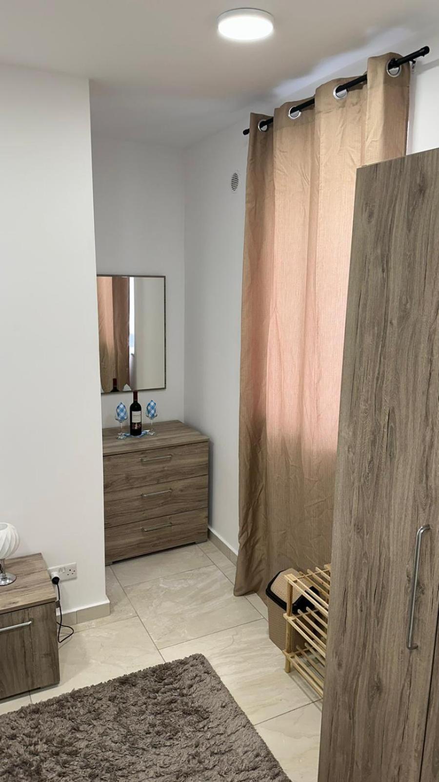 Your Elegant Home Away From Home Shared Apartment Only With Host Żebbuġ Zewnętrze zdjęcie