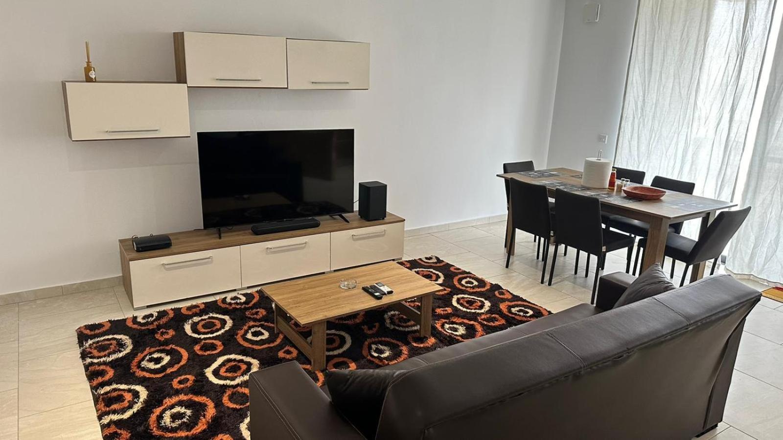 Your Elegant Home Away From Home Shared Apartment Only With Host Żebbuġ Zewnętrze zdjęcie