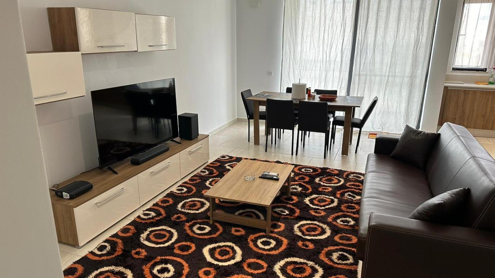 Your Elegant Home Away From Home Shared Apartment Only With Host Żebbuġ Zewnętrze zdjęcie